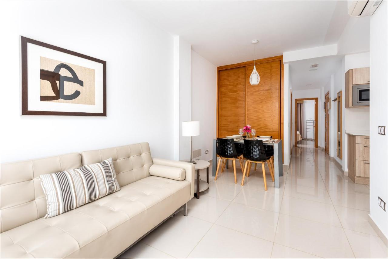 Apartamentos Las Palmeras Puerto De Mogan Kültér fotó
