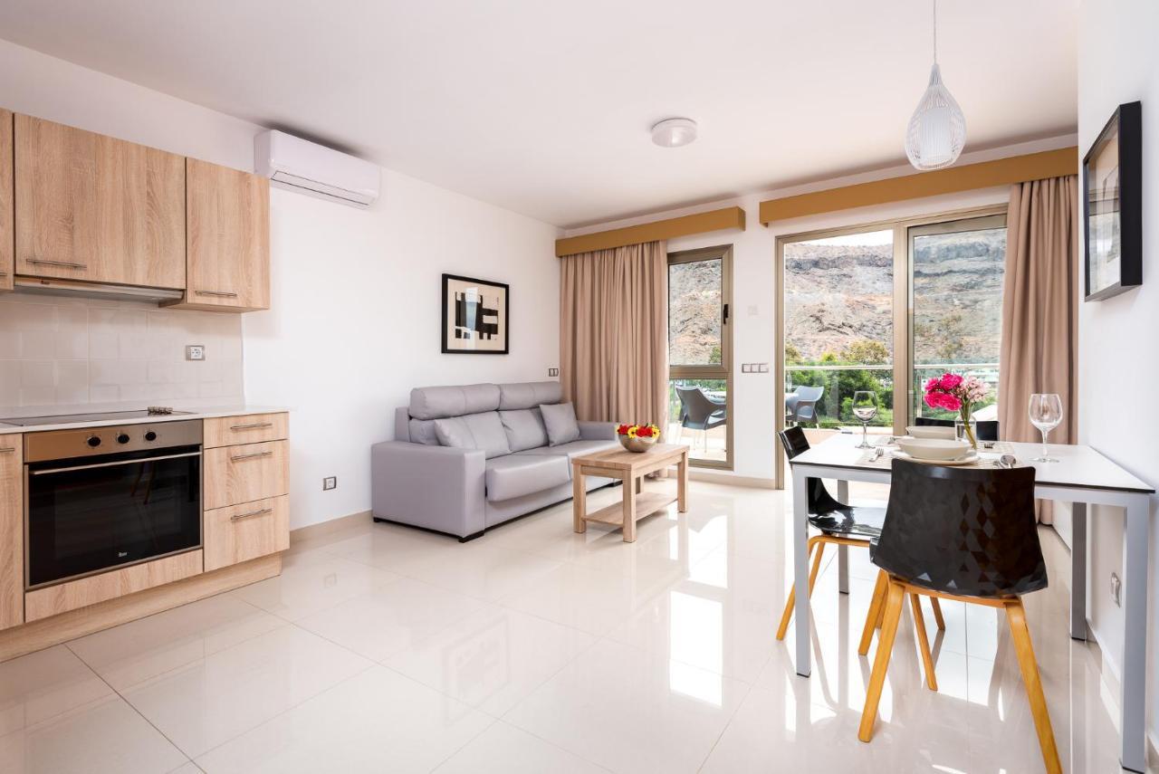 Apartamentos Las Palmeras Puerto De Mogan Kültér fotó