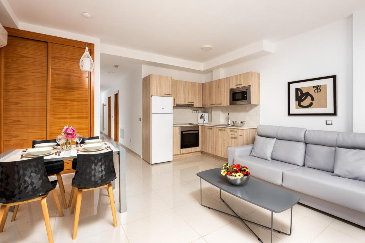 Apartamentos Las Palmeras Puerto De Mogan Kültér fotó