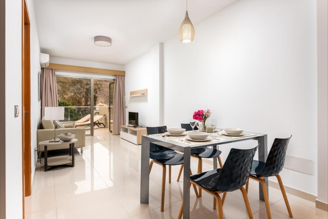 Apartamentos Las Palmeras Puerto De Mogan Kültér fotó