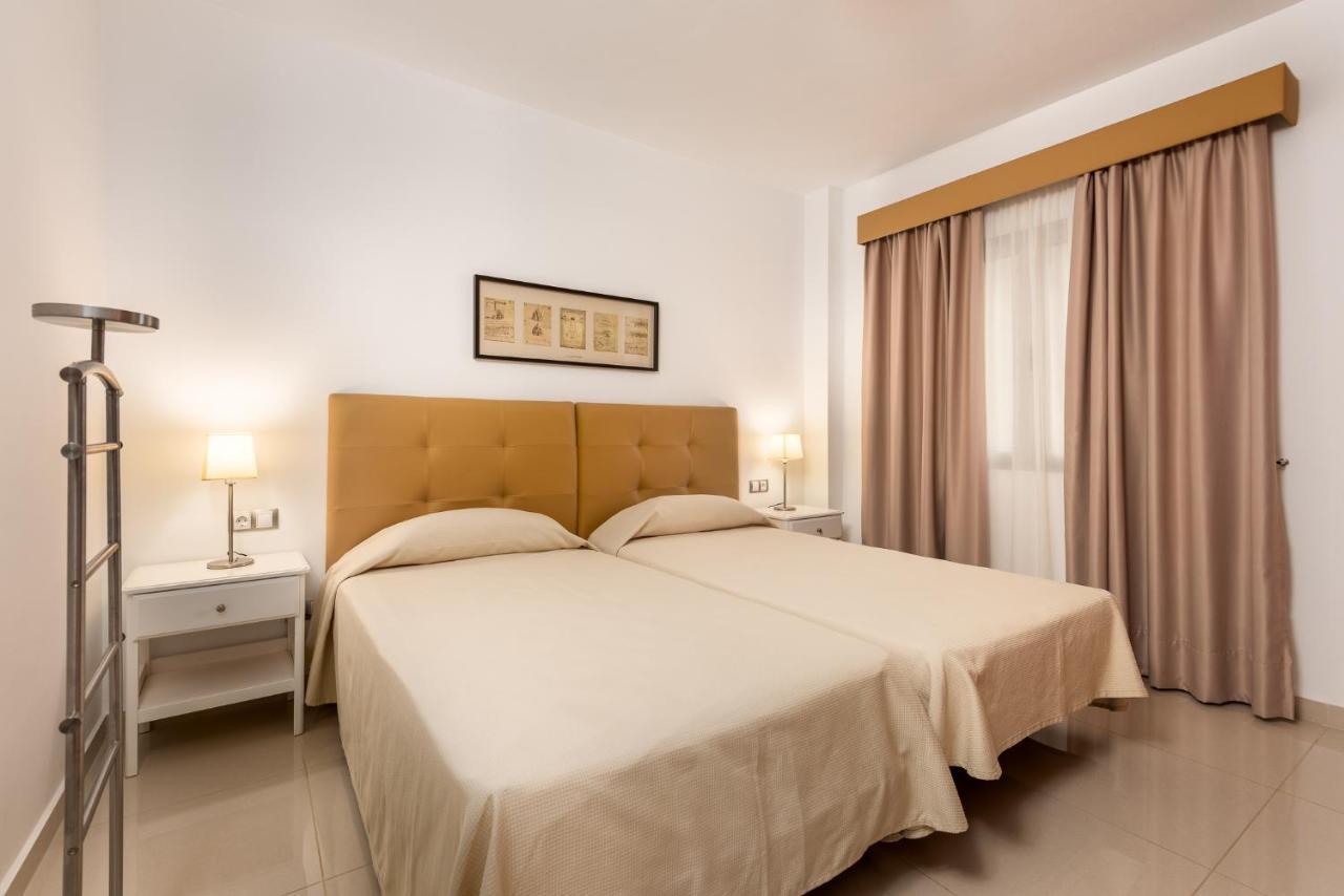 Apartamentos Las Palmeras Puerto De Mogan Kültér fotó