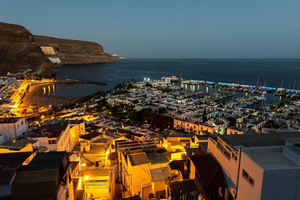 Apartamentos Las Palmeras Puerto De Mogan Kültér fotó